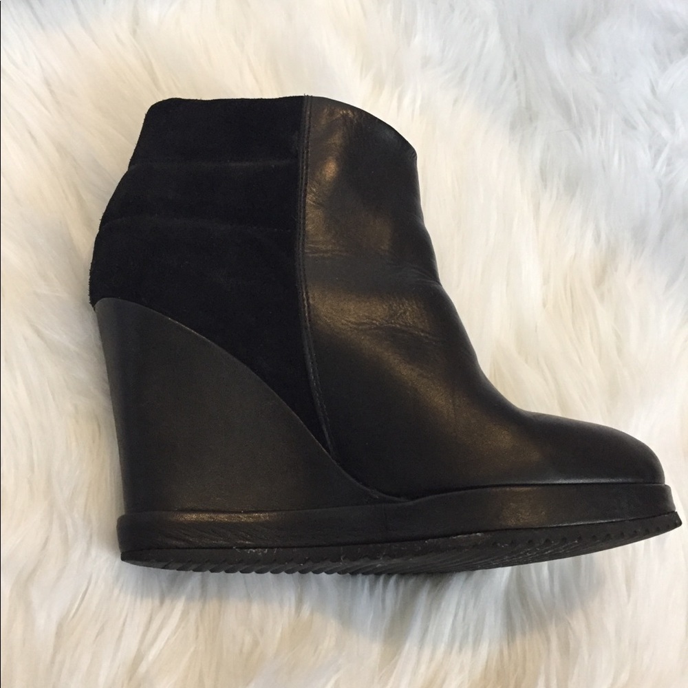 Leather and suede ankle boots